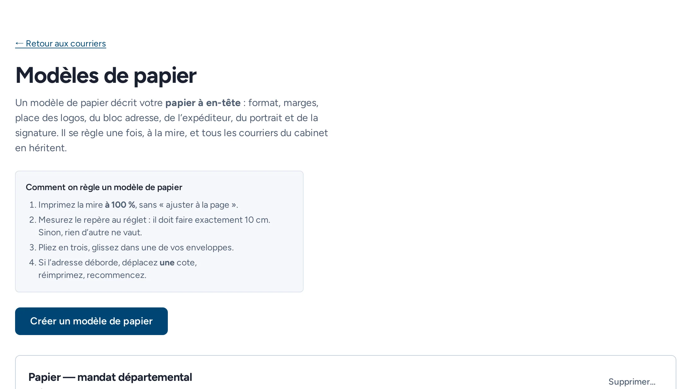 Un modèle de papier vérifié sur enveloppe, avec les boutons pour imprimer la mire et régler les cotes.