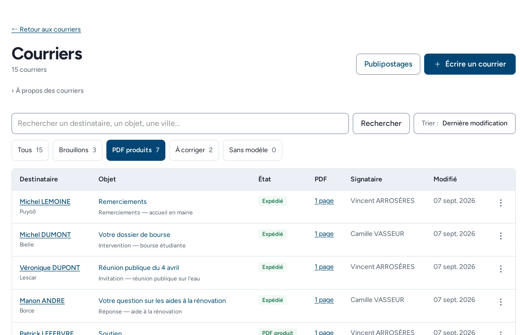 La liste des courriers du cabinet : destinataire, objet, état, signataire et date de modification.